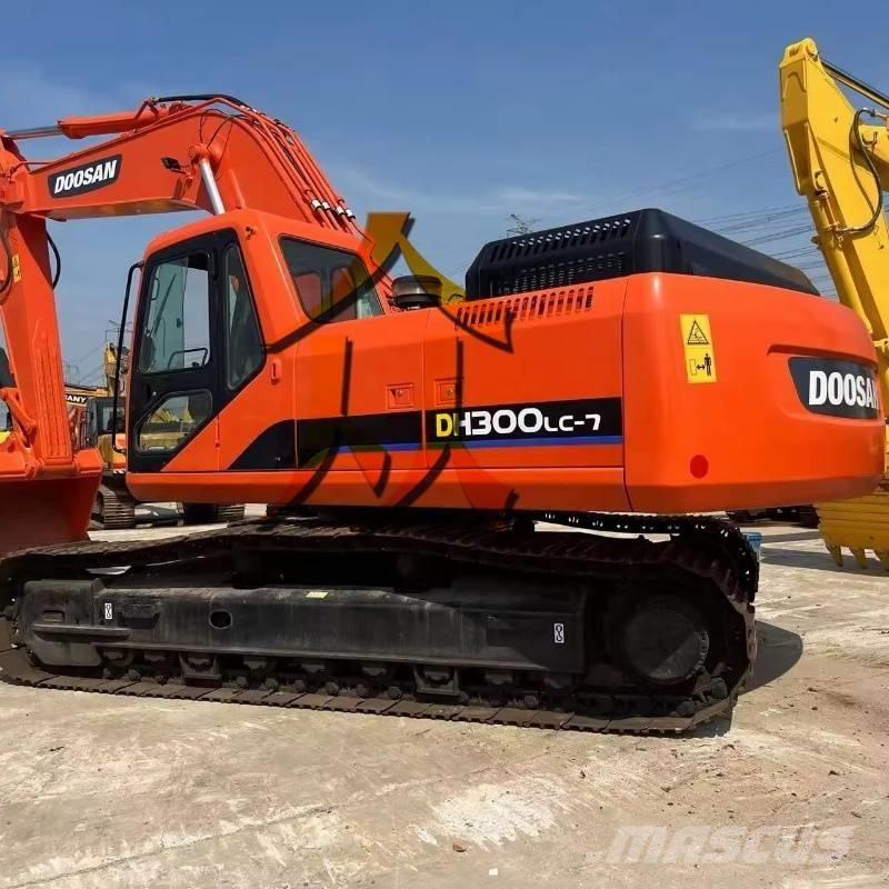 Doosan DH 300 LC-7 Kāpurķēžu ekskavatori