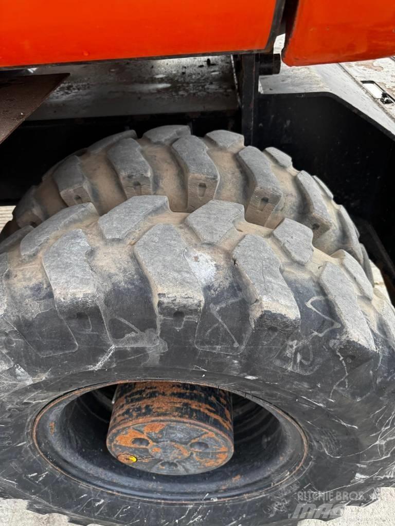 Hitachi ZX 145 W-6 Ekskavatori uz riteņiem