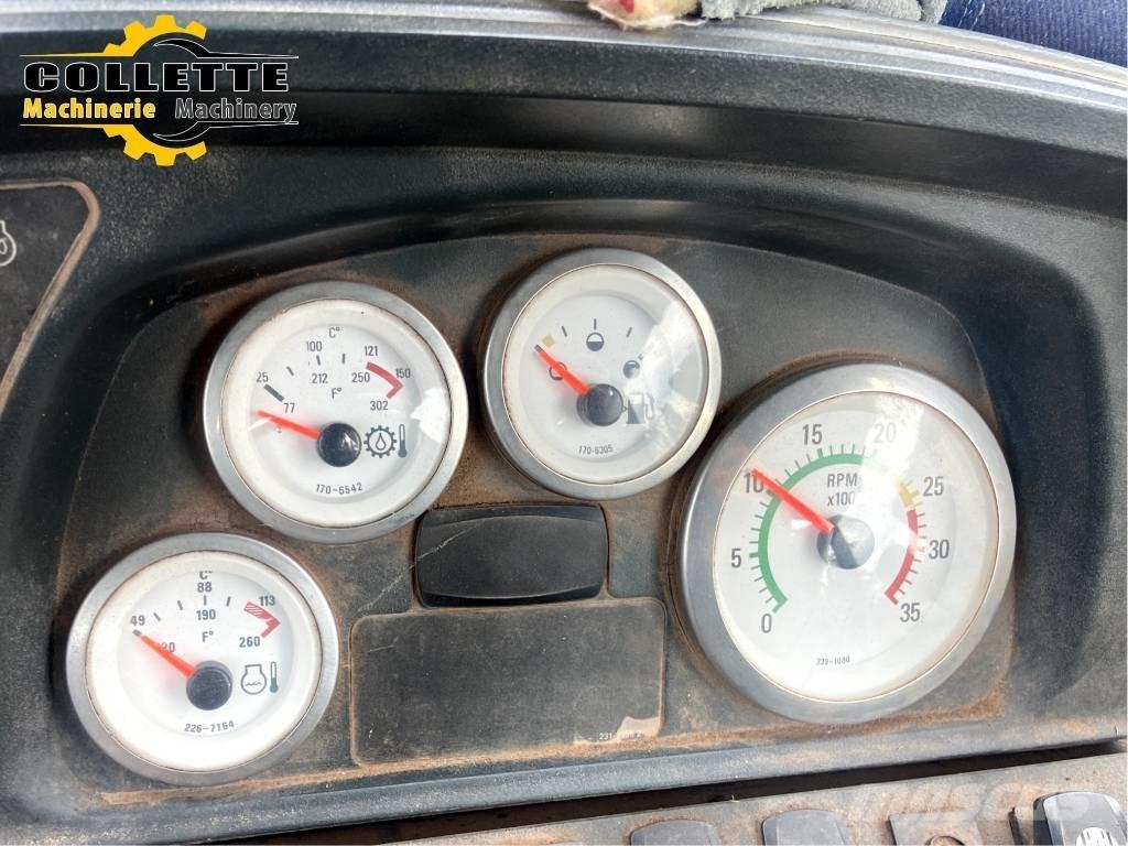 CAT 420 E IT Backhoe Ekskavatori-iekrāvēji