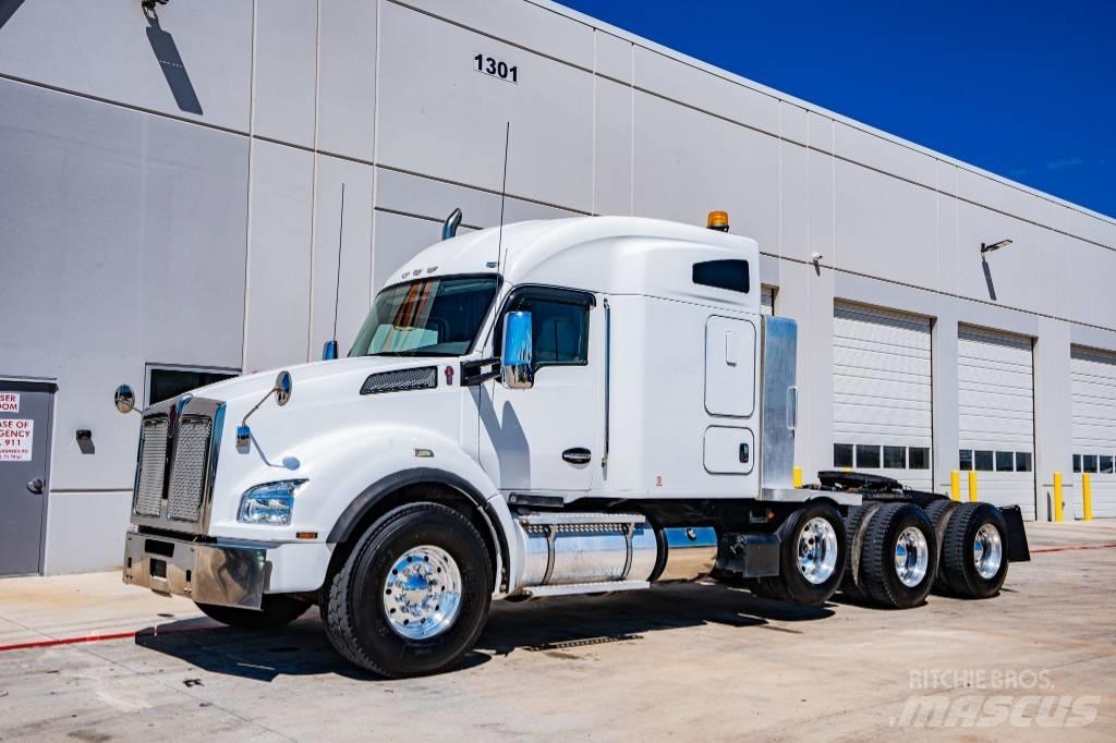 Kenworth T 880 Vilcēji