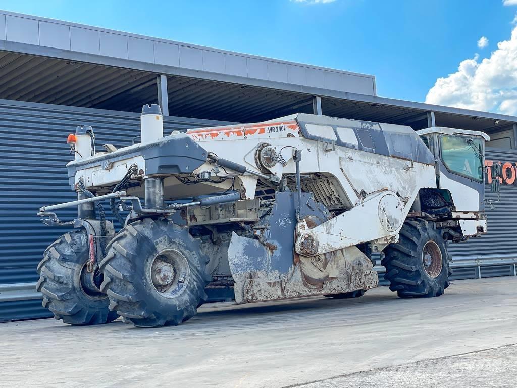 Wirtgen WR 240I Asfalta savācējs