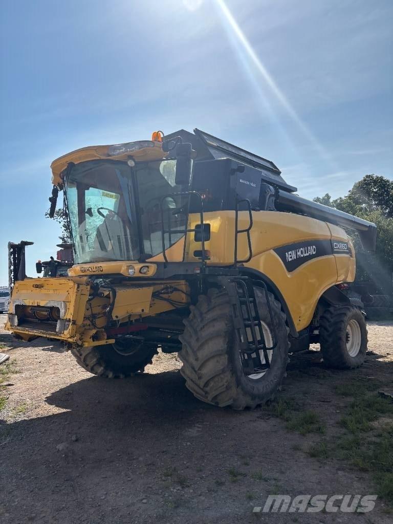 New Holland CX 860 Ražas novākšanas kombaini