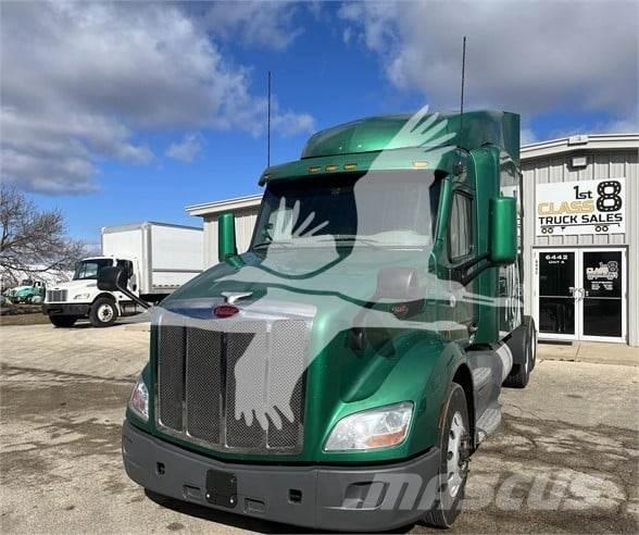 Peterbilt 579 Vilcēji