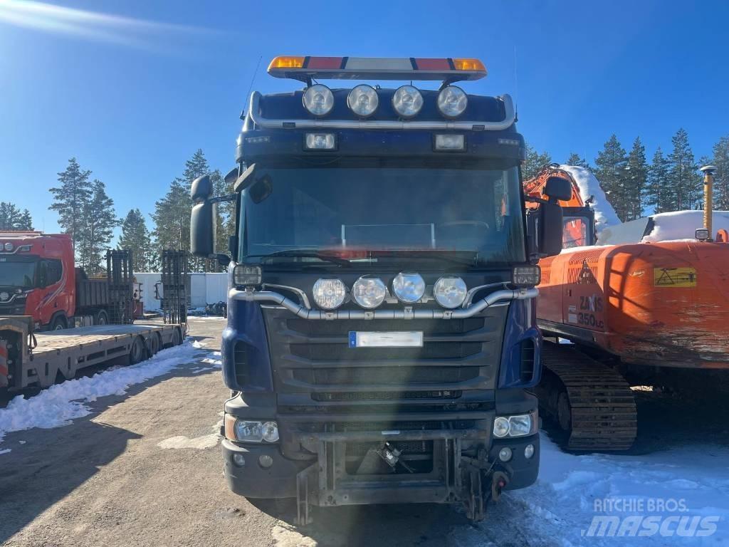 Scania R 500 Treileri ar āķi