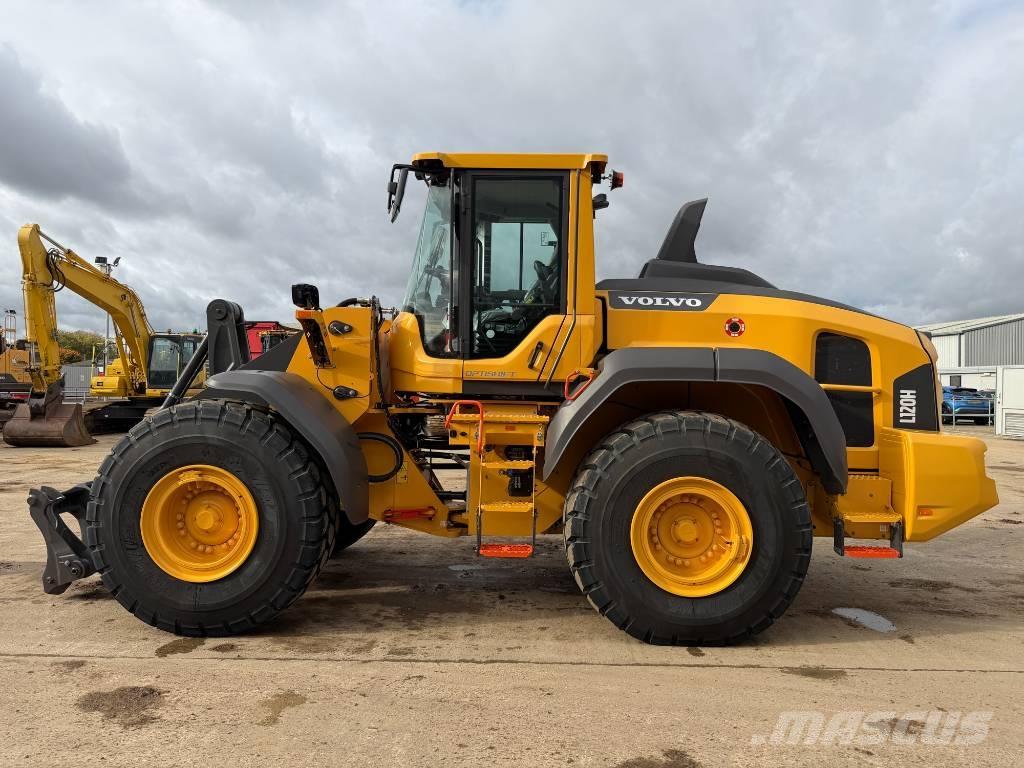 Volvo L 120 H Iekrāvēji uz riteņiem