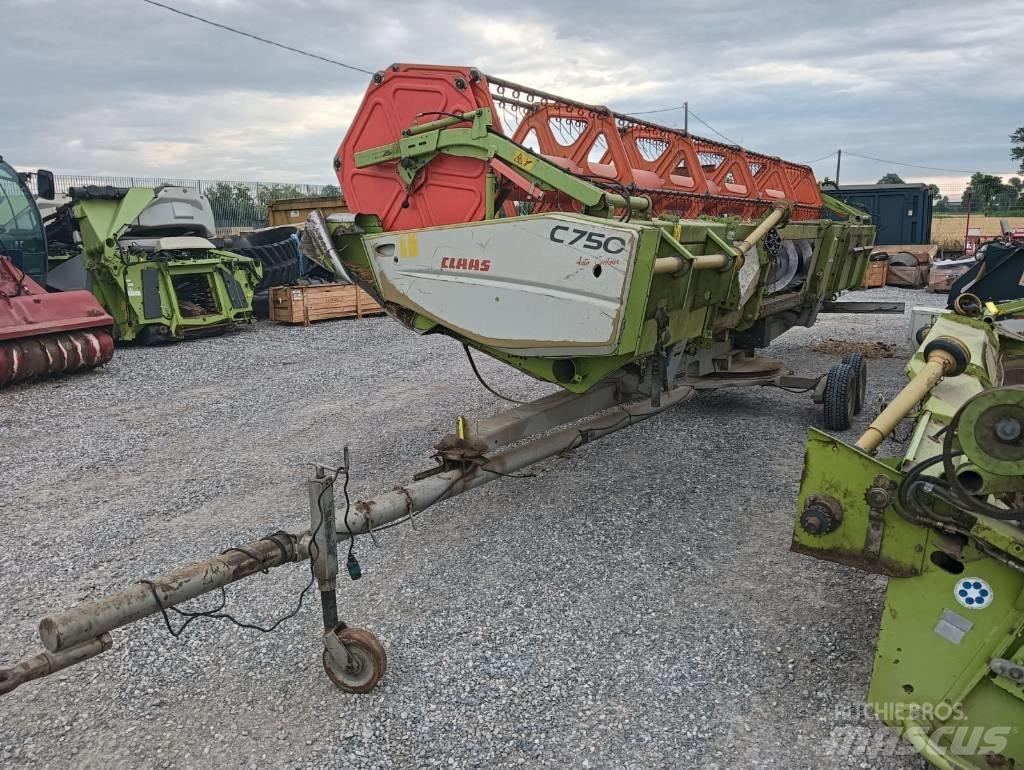 CLAAS C 750 Ražas novākšanas galvas