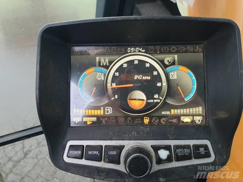 Hyundai R 220 LC-9A Kāpurķēžu ekskavatori