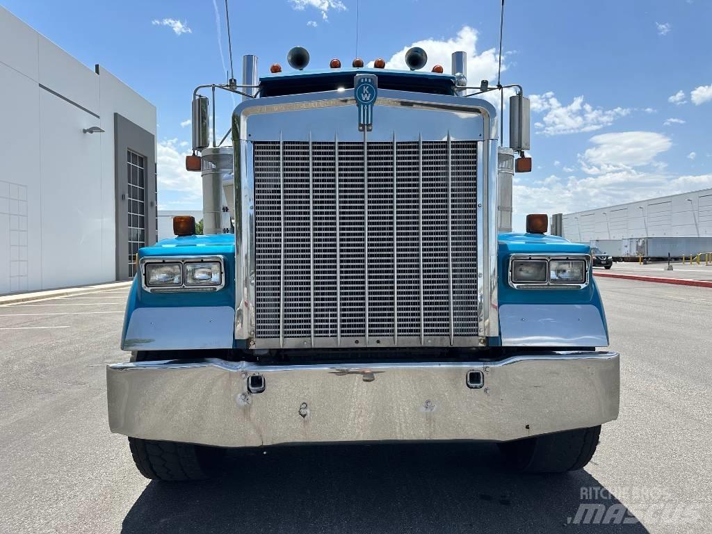 Kenworth W 900 Vilcēji