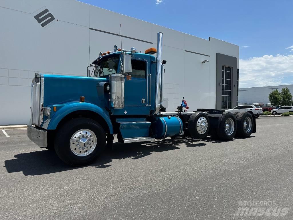 Kenworth W 900 Vilcēji