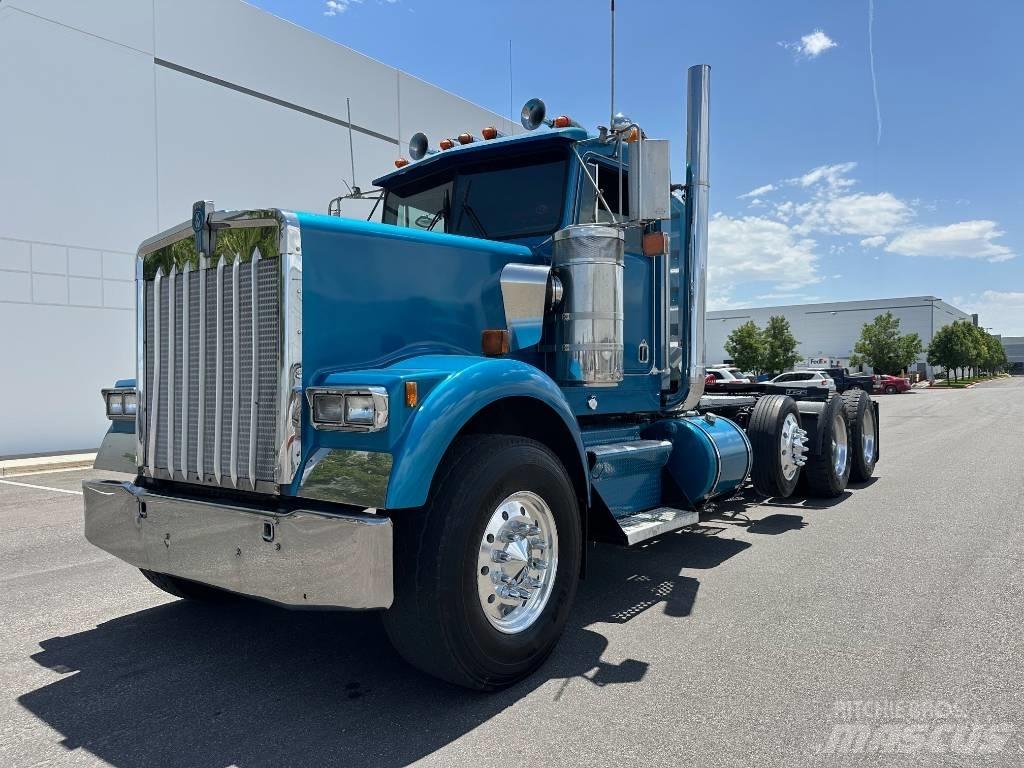 Kenworth W 900 Vilcēji