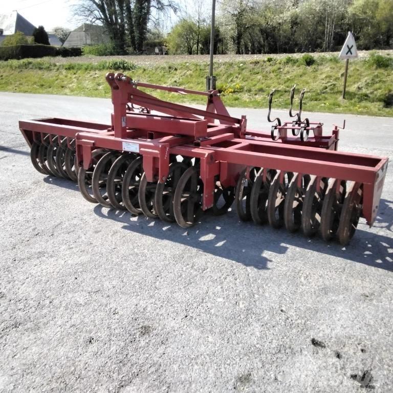 Techmagri MT 40 M66 Cita augsnes apstrādes tehnika un papildaprīkojums