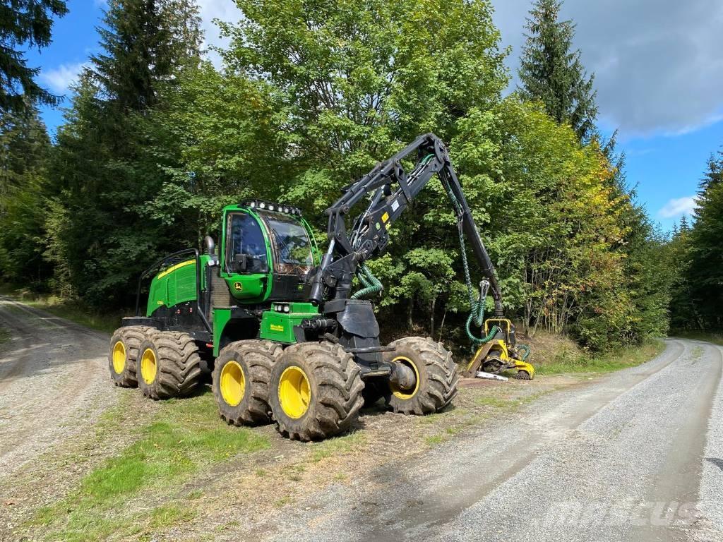John Deere 1270 G Harvesteri