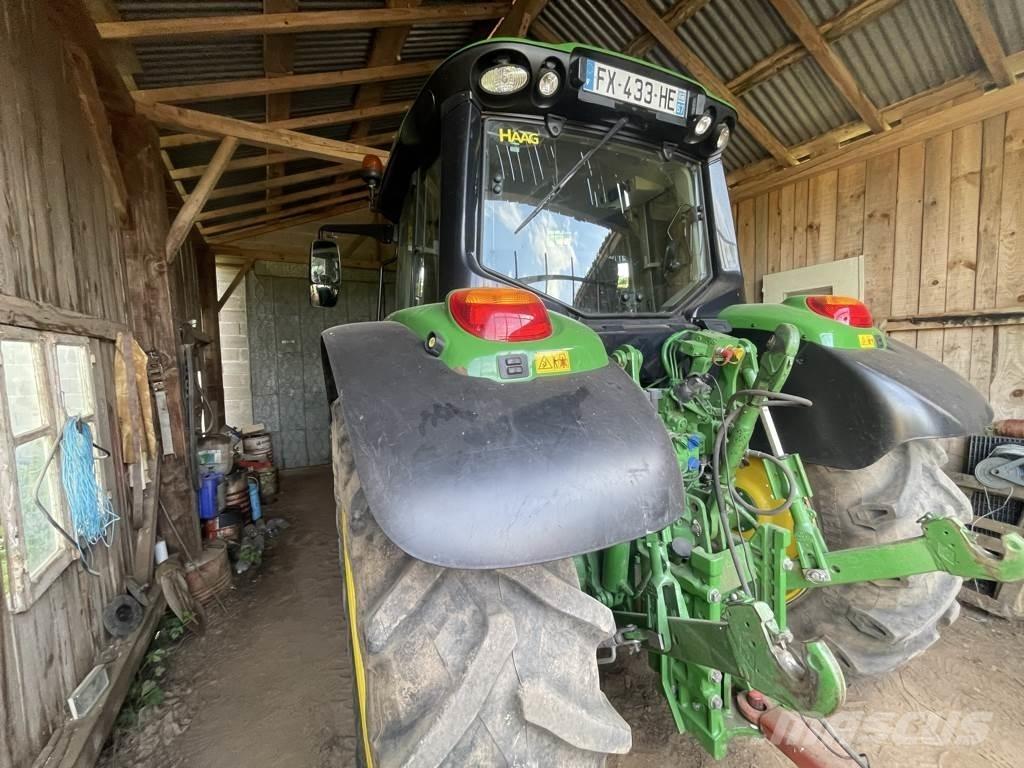 John Deere 6110M Traktori
