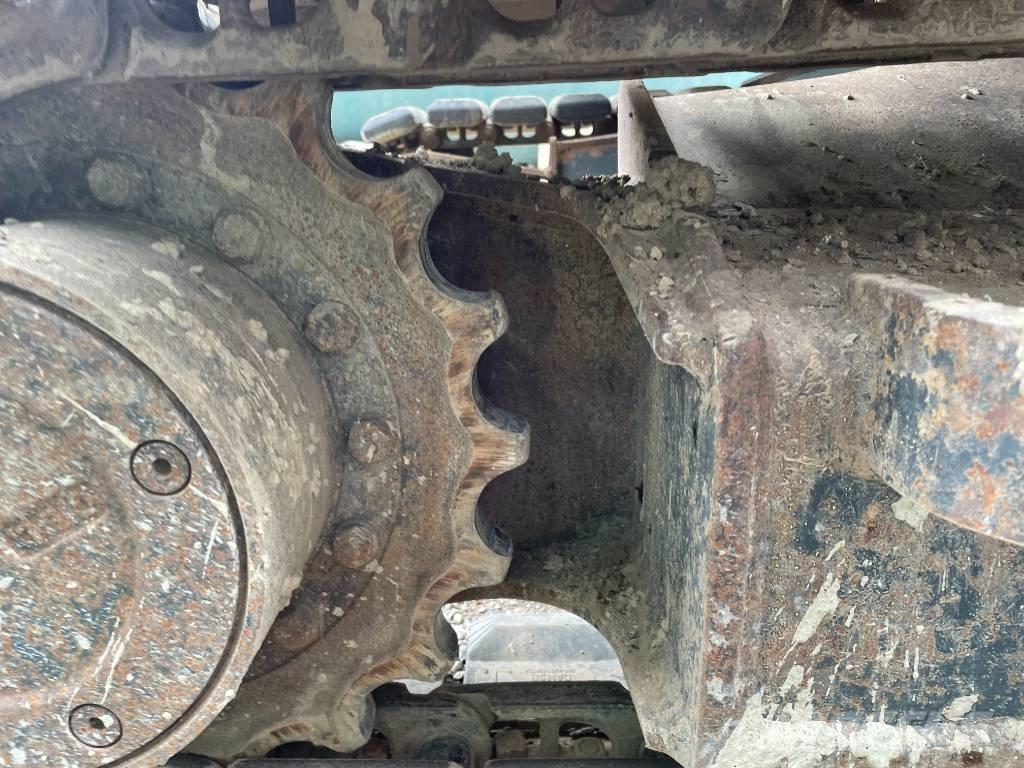 Komatsu PC 80 MR-5E0 Vidēja lieluma ekskavatori 7 t - 12 t