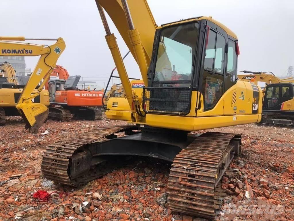 Komatsu pc220-7 Kāpurķēžu ekskavatori