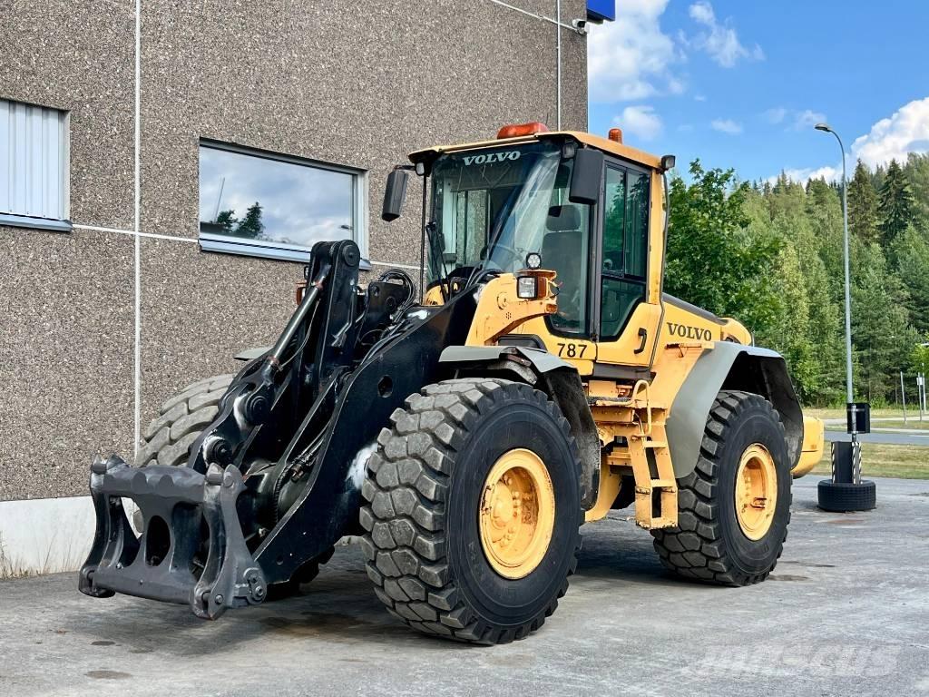 Volvo L 120 F Iekrāvēji uz riteņiem