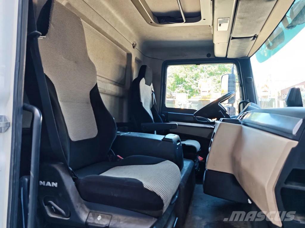 MAN TGL 8.220 4x2 Šasija ar kabīni