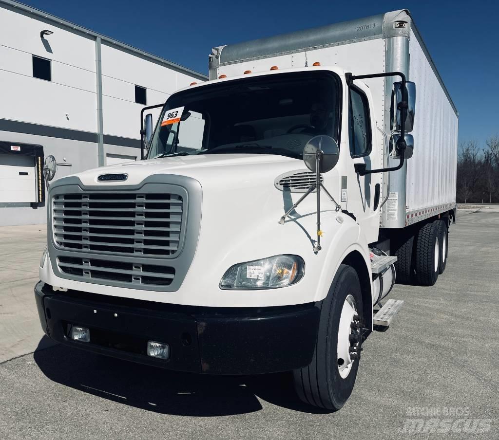 Freightliner M 106 Furgons