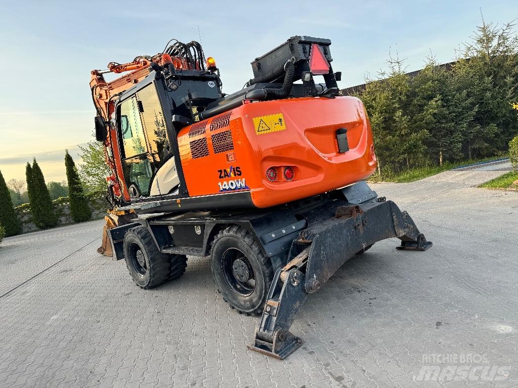 Hitachi ZX 140 W-6 Ekskavatori uz riteņiem