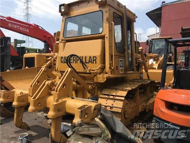 CAT D6D Kāpurķēžu buldozeri
