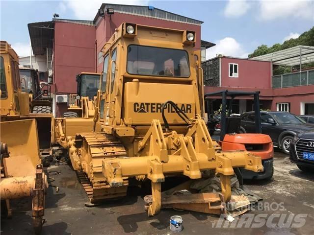 CAT D6D Kāpurķēžu buldozeri
