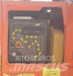 JLG 800AJ Strēles pacēlāji