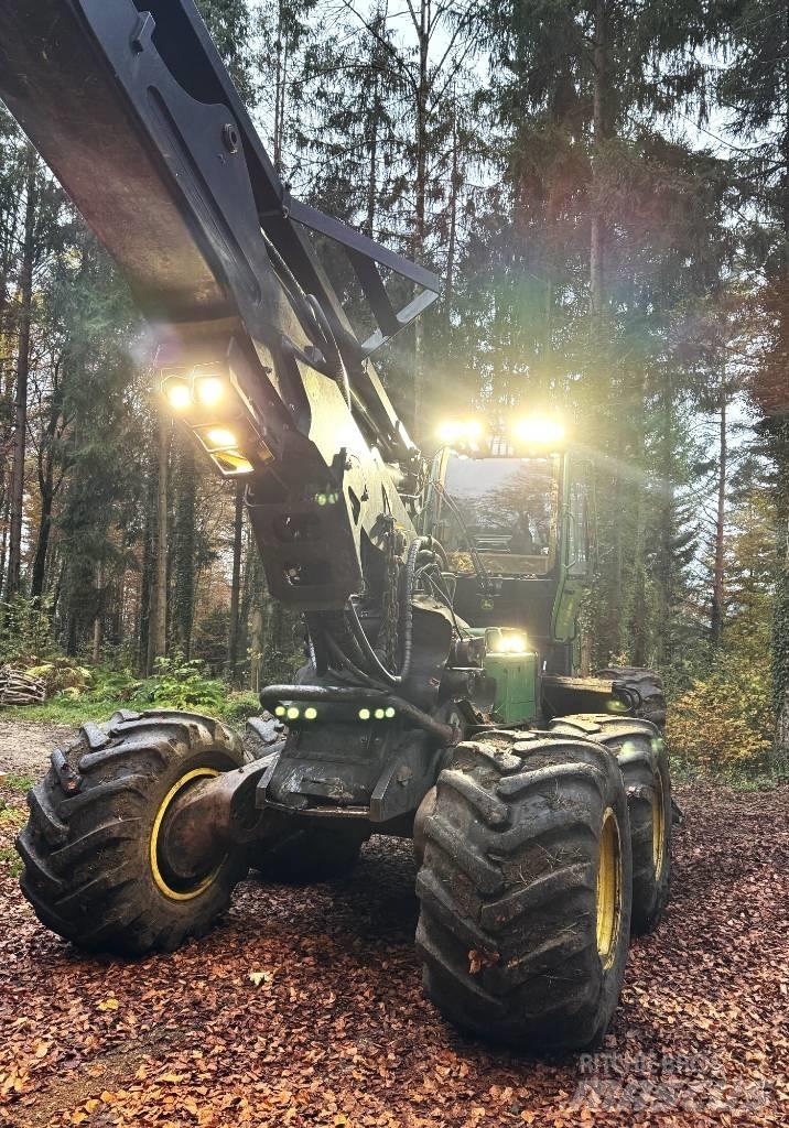 John Deere JD 1470 Harvesteri