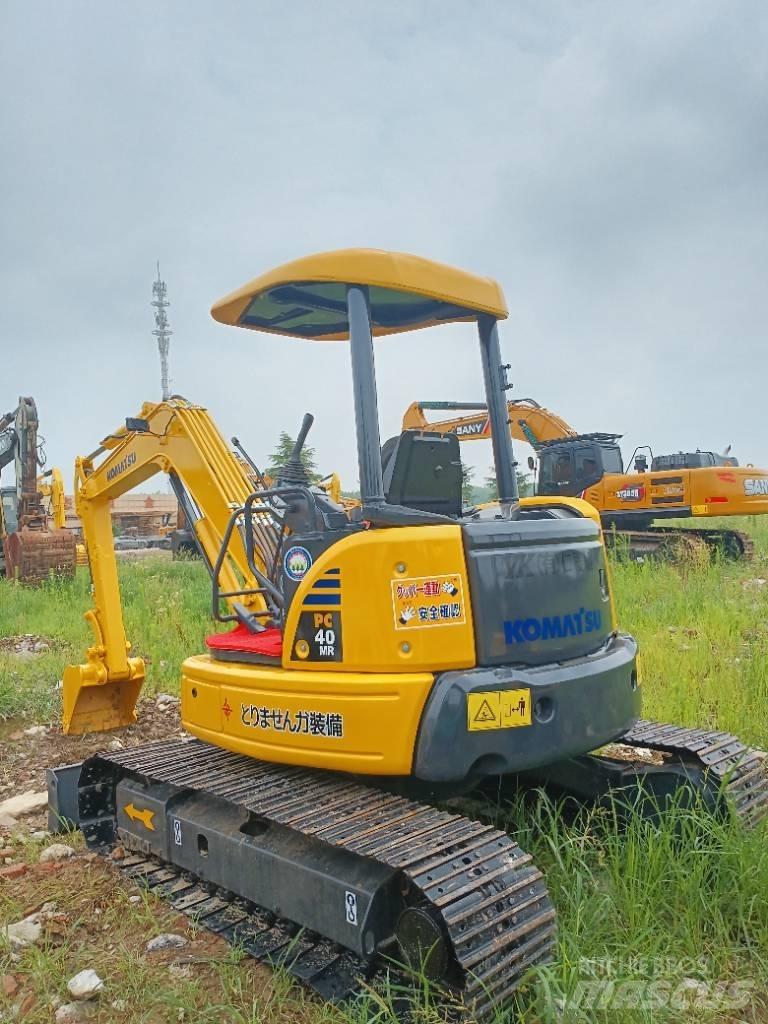 Komatsu PC 40 Kāpurķēžu ekskavatori