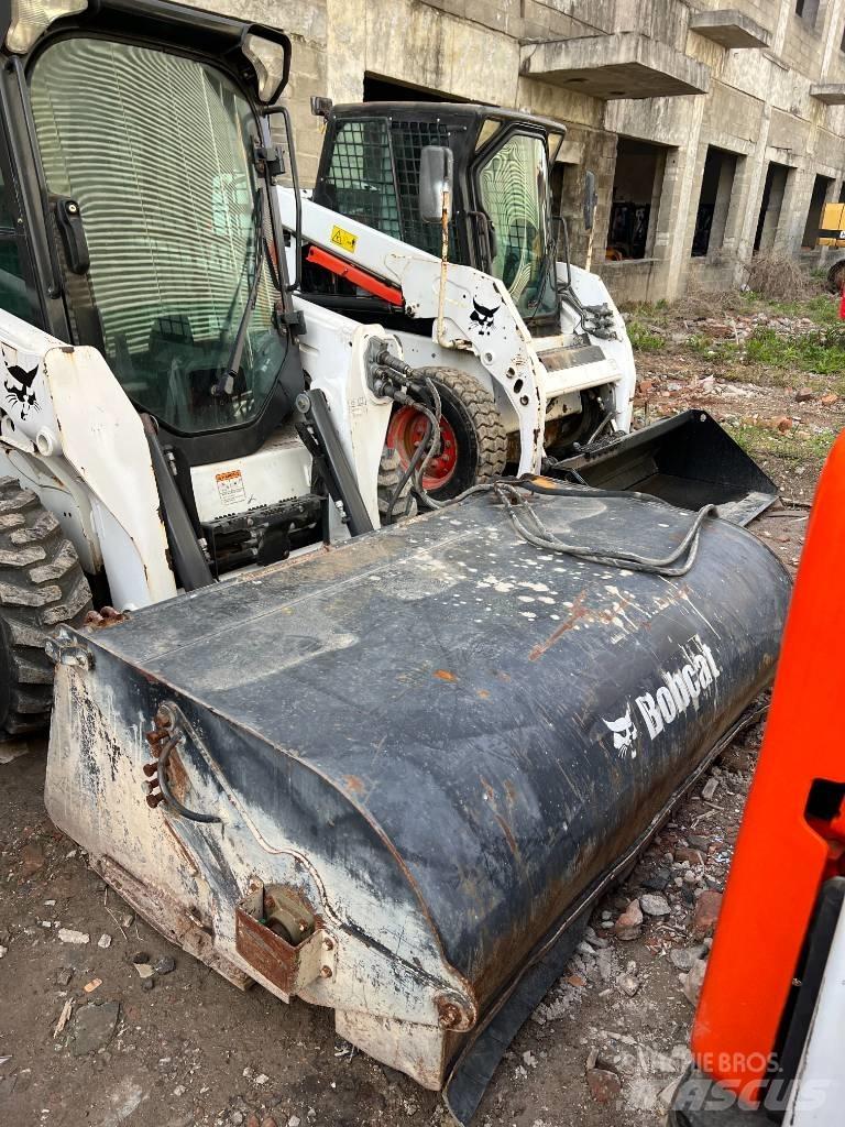 Bobcat S550 Iekrāvēji uz riteņiem
