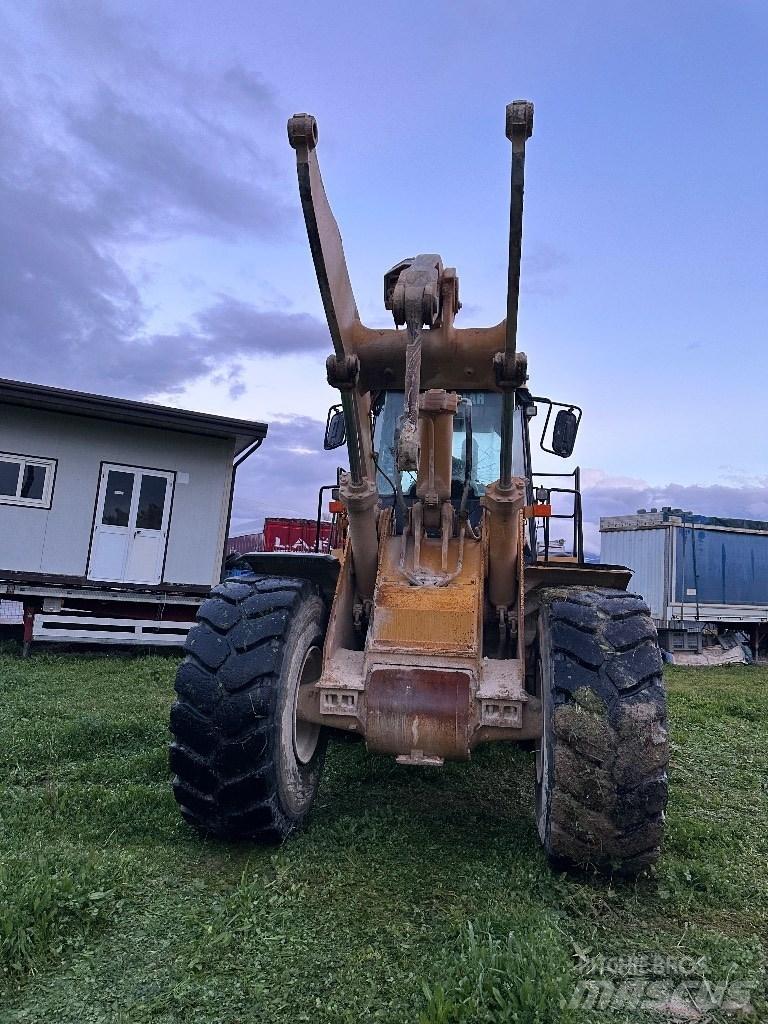 CAT 972 G II Iekrāvēji uz riteņiem