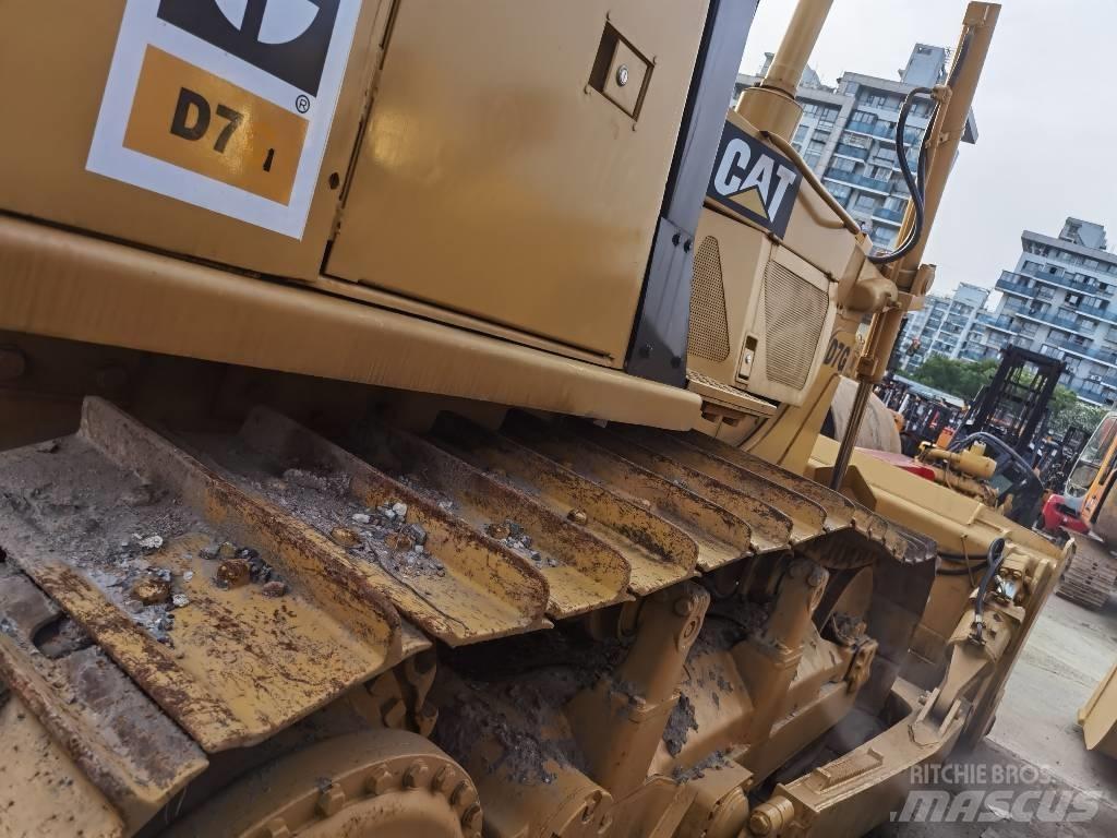 CAT D 7 G Greideri