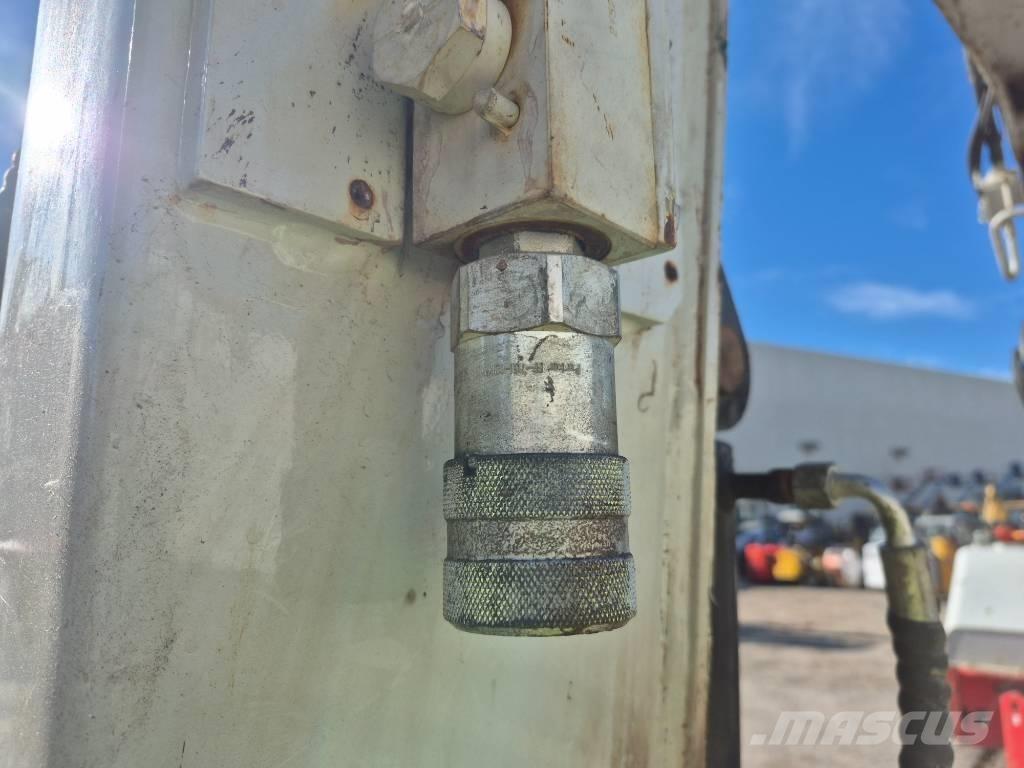 Takeuchi TB 280 FR Kāpurķēžu ekskavatori