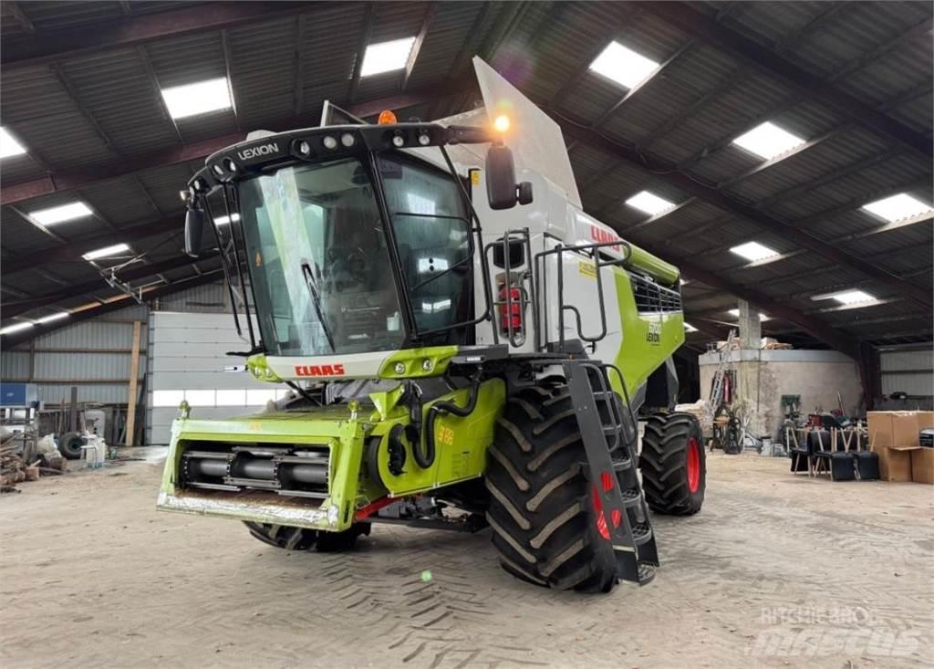 CLAAS Lexion 6700 Ražas novākšanas kombaini