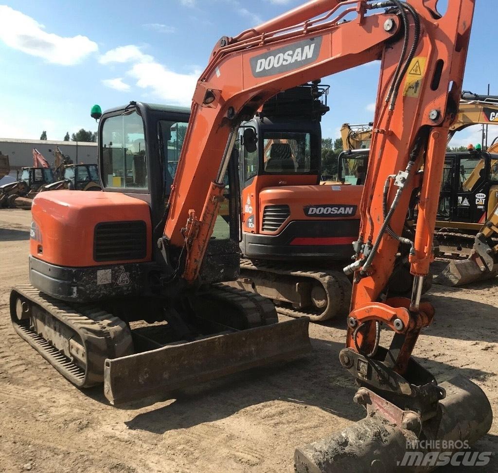 Doosan DX 60 R Mini ekskavatori < 7 t