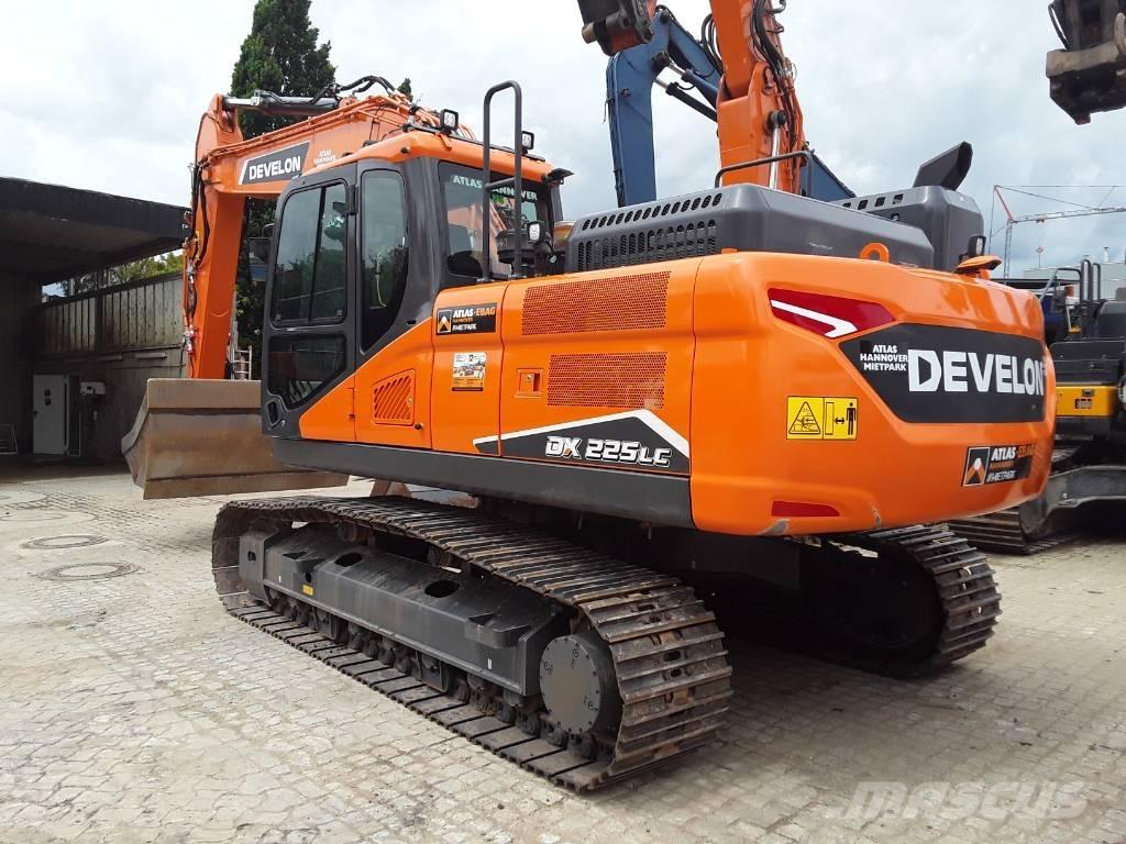 Doosan DX225LC-7 Kāpurķēžu ekskavatori