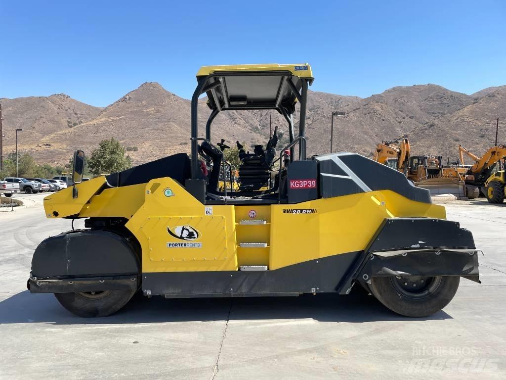 Bomag BW28RH Pneimatiskie veltņi