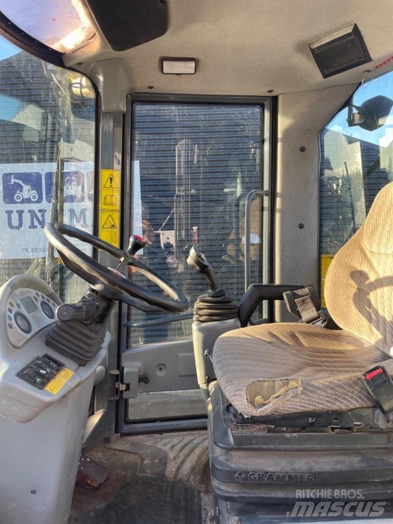 Terex TL 120 Iekrāvēji uz riteņiem