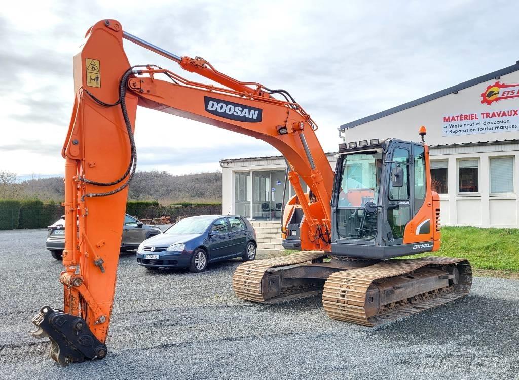 Doosan DX 140 LCR-3 Kāpurķēžu ekskavatori