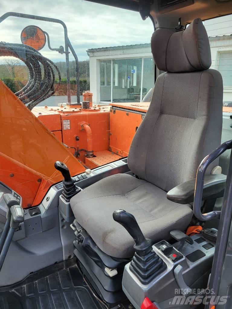 Doosan DX 140 LCR-3 Kāpurķēžu ekskavatori