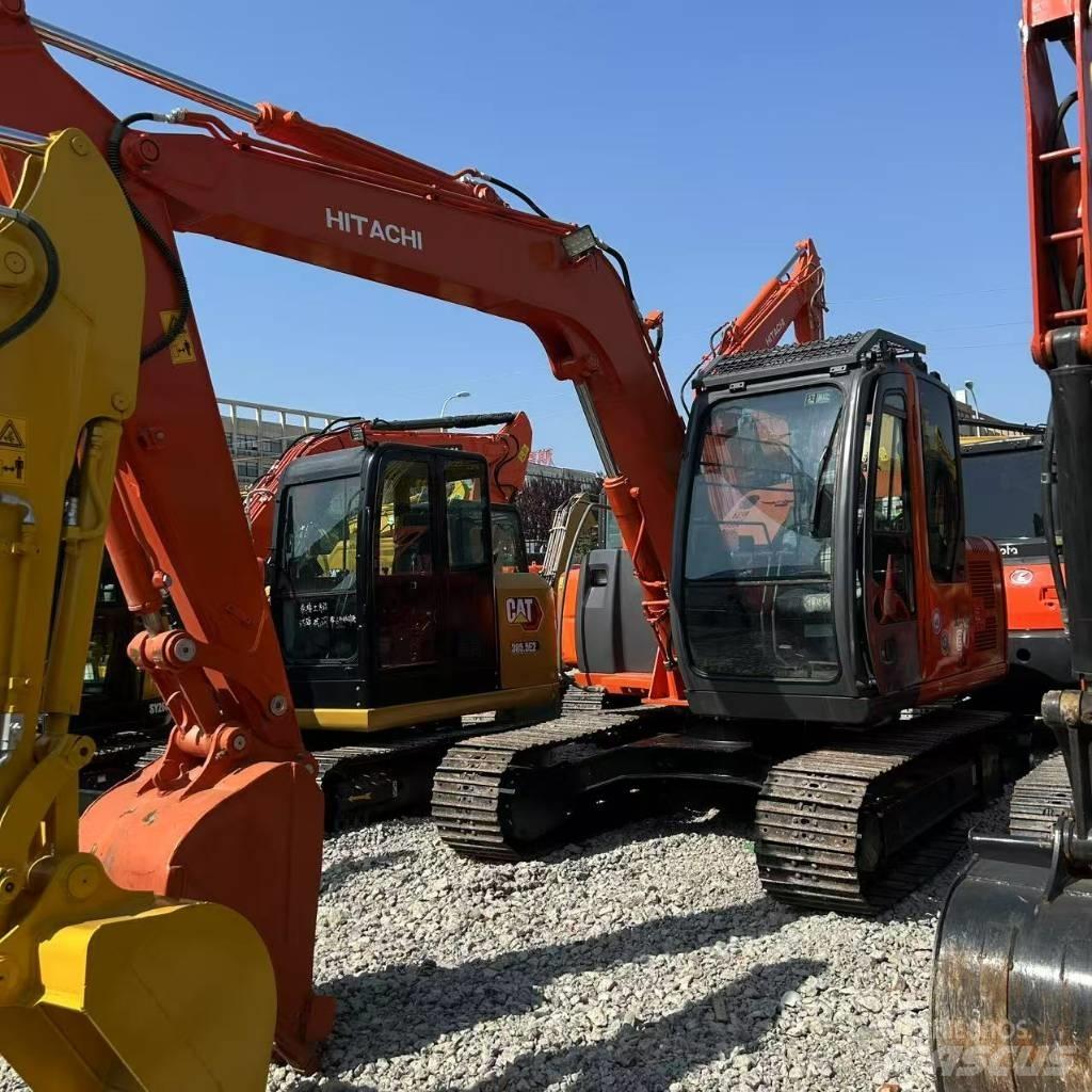Hitachi ZX 80 Kāpurķēžu ekskavatori