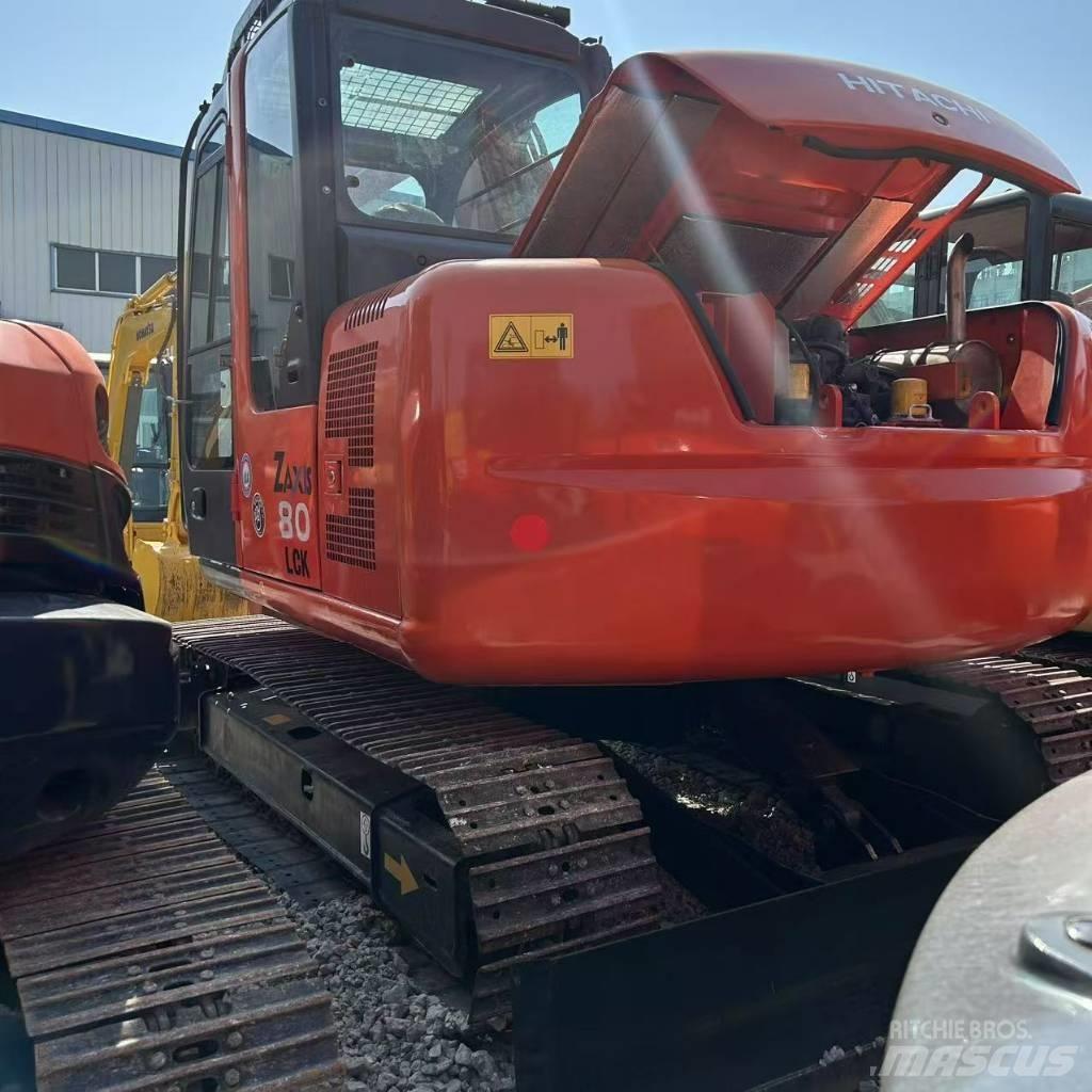 Hitachi ZX 80 Kāpurķēžu ekskavatori