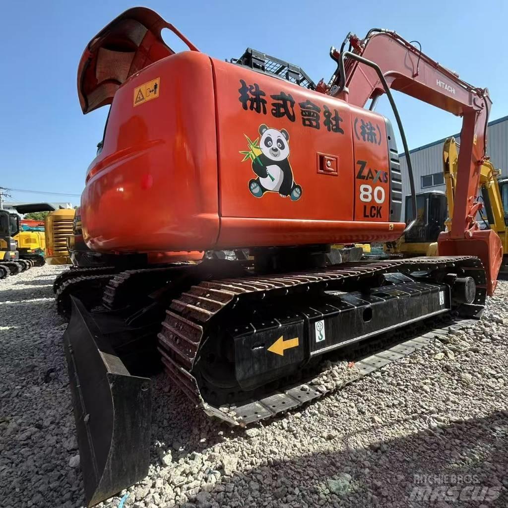Hitachi ZX 80 Kāpurķēžu ekskavatori