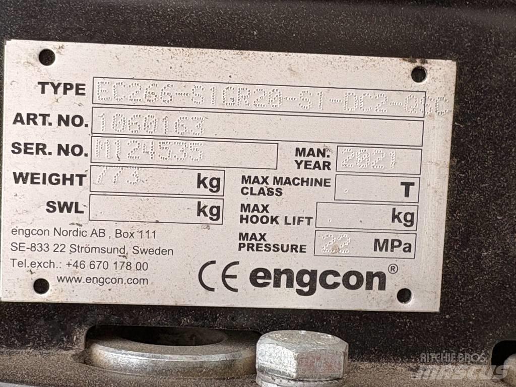 Hitachi ZX220W-7 2P Ekskavatori uz riteņiem