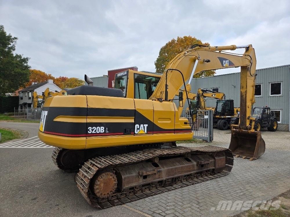 CAT 320BL Kāpurķēžu ekskavatori