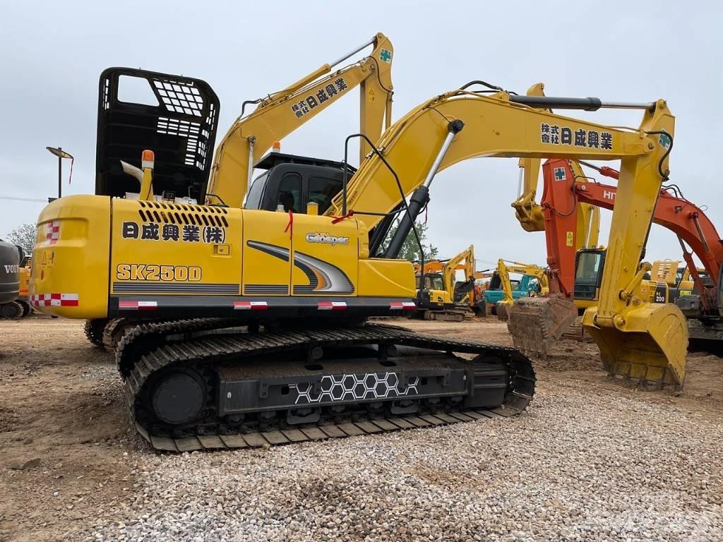 Kobelco SK 250 Kāpurķēžu ekskavatori