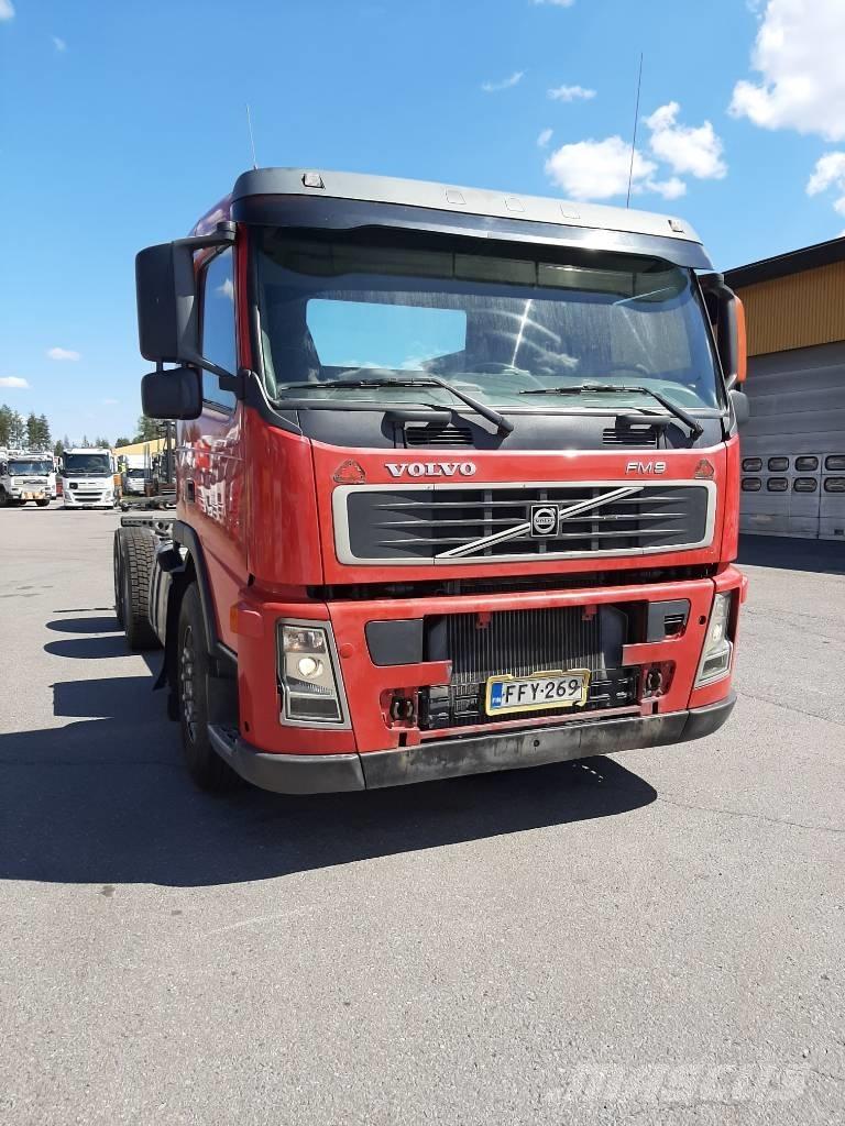 Volvo FM 9 Šasija ar kabīni