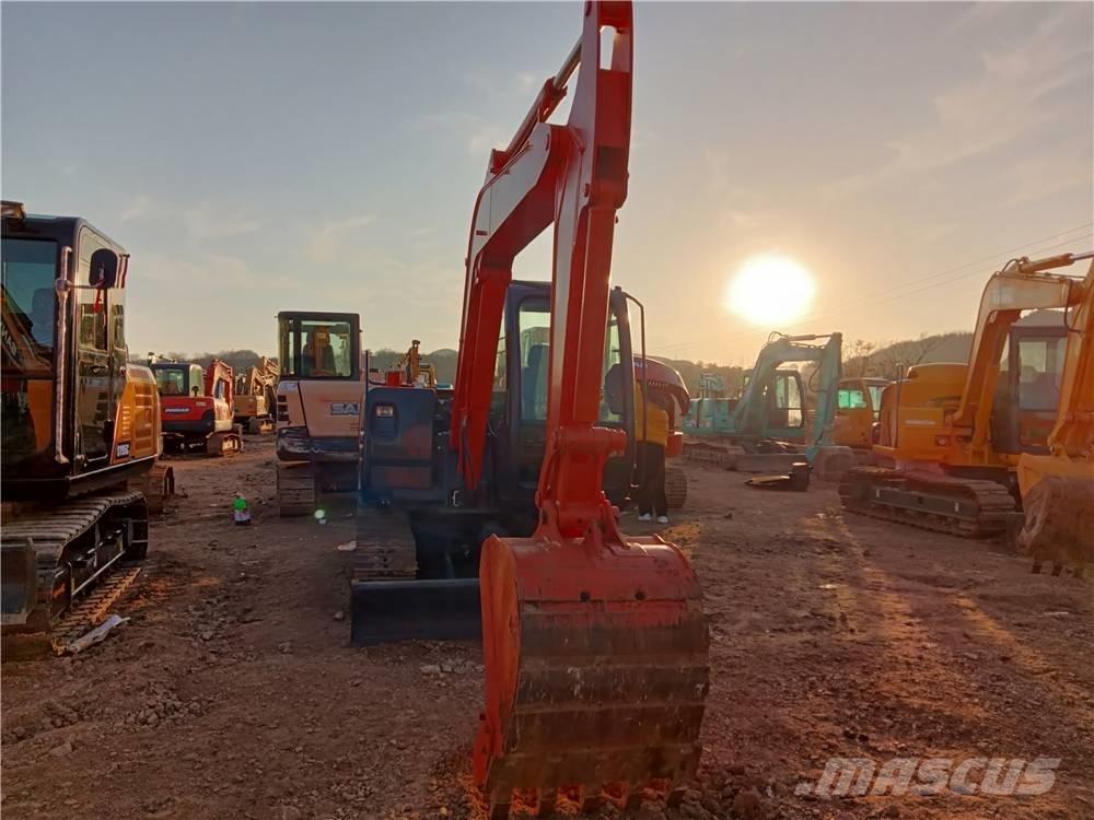 Hitachi ZX60 Mini ekskavatori < 7 t