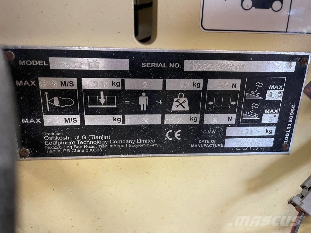JLG 2632 ES Šķerveida pacēlāji