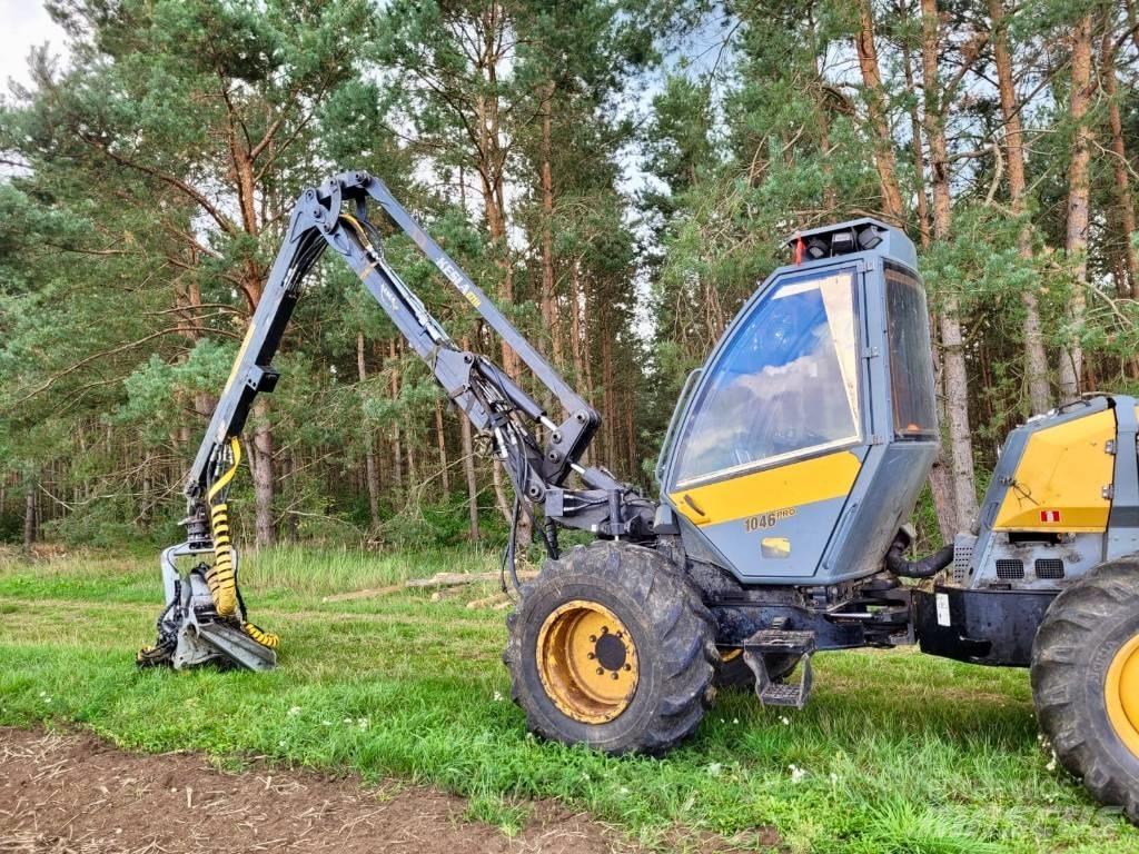 Sampo-Rosenlew 1046 Harvesteri