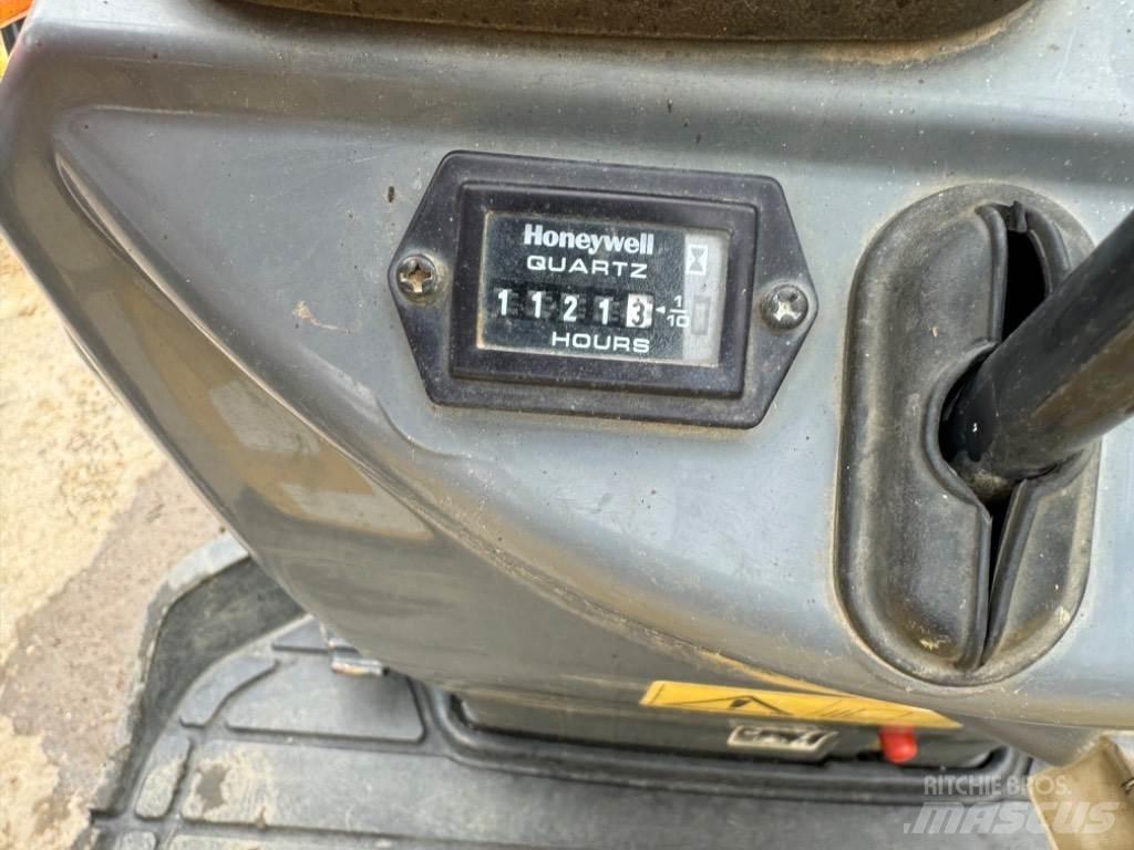 Yanmar SV08 (1C169) Mini ekskavatori < 7 t
